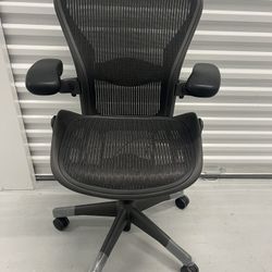Herman Miller Aeron Chair 