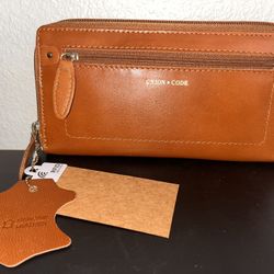 NWT Union code brown leather wallet