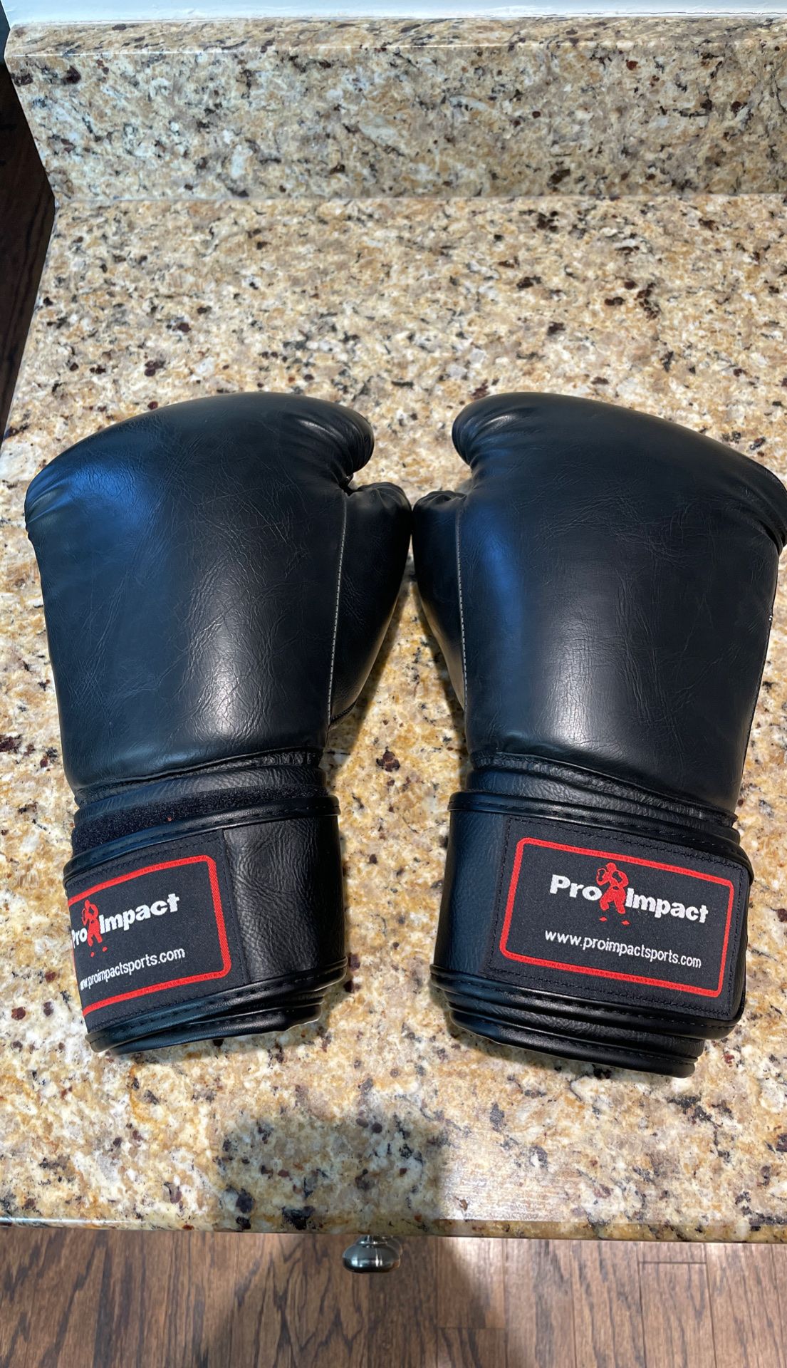 Pro Inpact Boxing Gloves