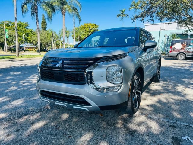 2024 Mitsubishi Outlander