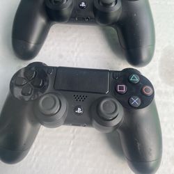 2x Official Sony Playstation DualShock 4 Wireless Controller - Jet Black