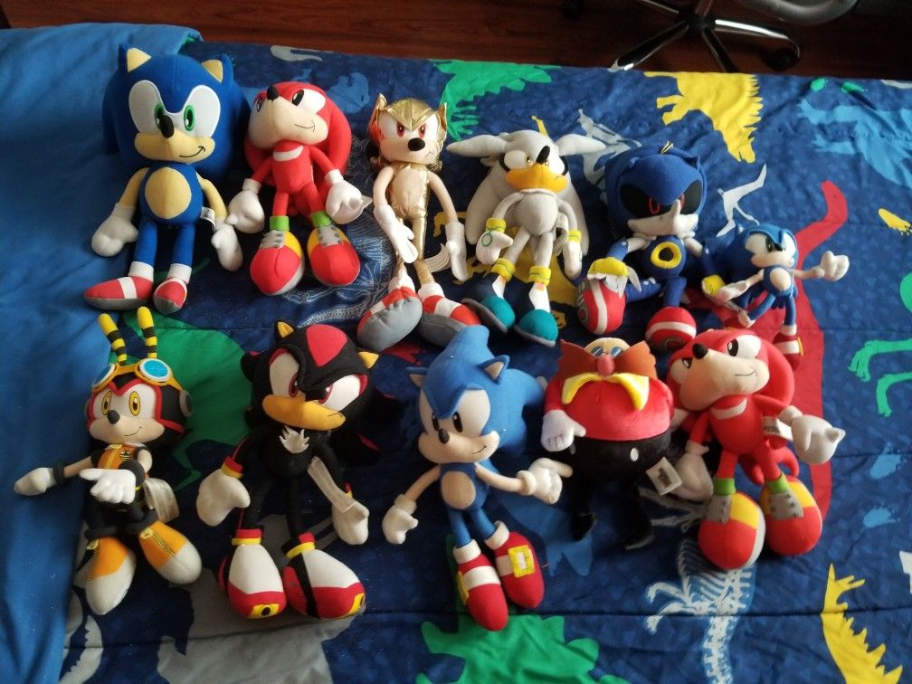 Sonic plush collection