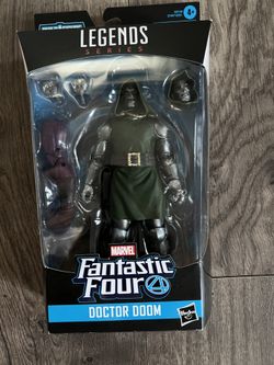 Marvel Legends Doctor Doom Fantastic Four Super skrull Wave