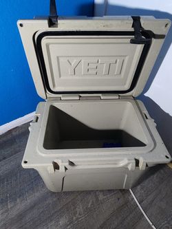 Yeti tundra
