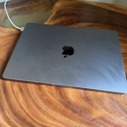 14” Macbook Pro M1