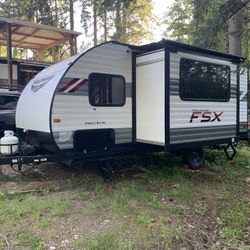 2021 Forest Ridge Trailer
