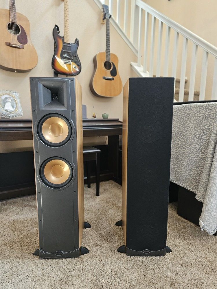 Klipsch RF35 Speakers