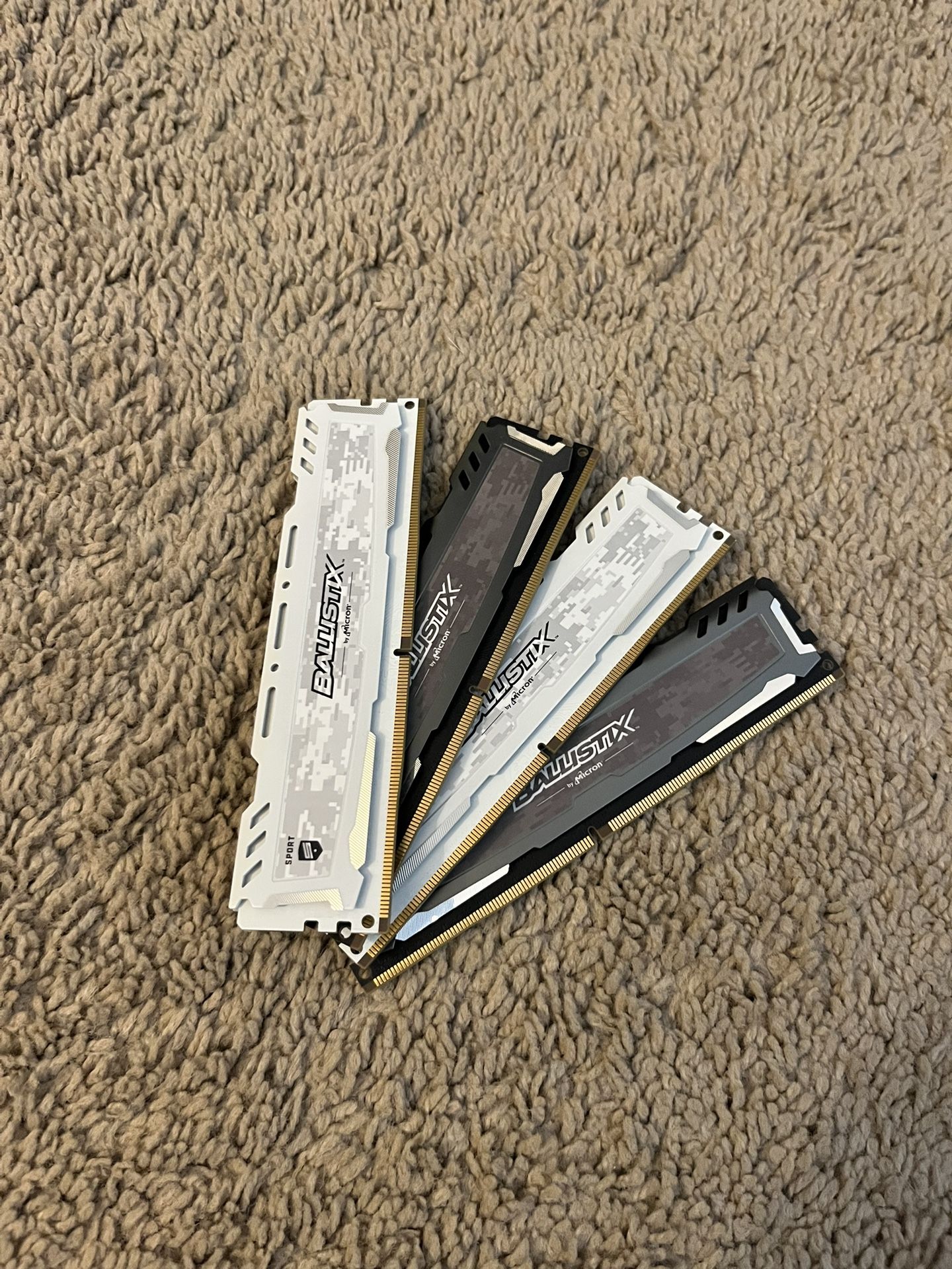 16GB DDR4 RAM