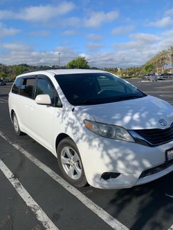 2012 Toyota Sienna