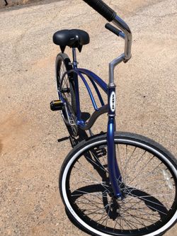 Schwinn beach cruiser