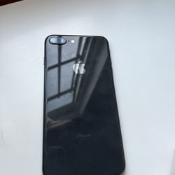 iPhone 8 Plus 