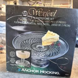 Footed Cake Stand With Dome