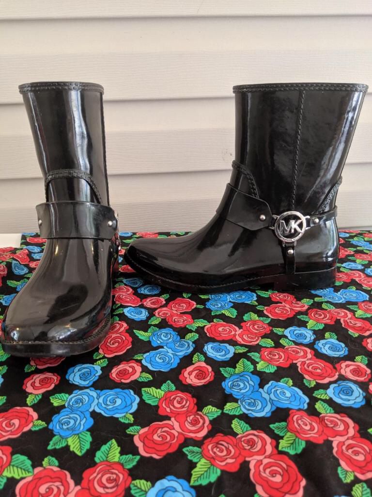 MK rain boots!
