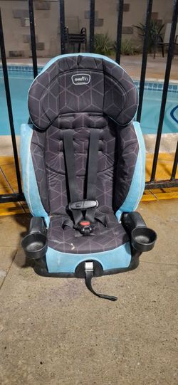 Buster Seat