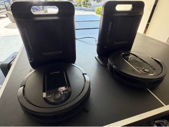 2 Shark Robot Vacuum’s