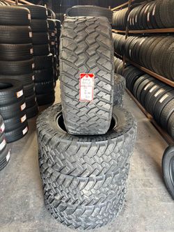 35x12.50R20 Mud Terrain Tires Set
