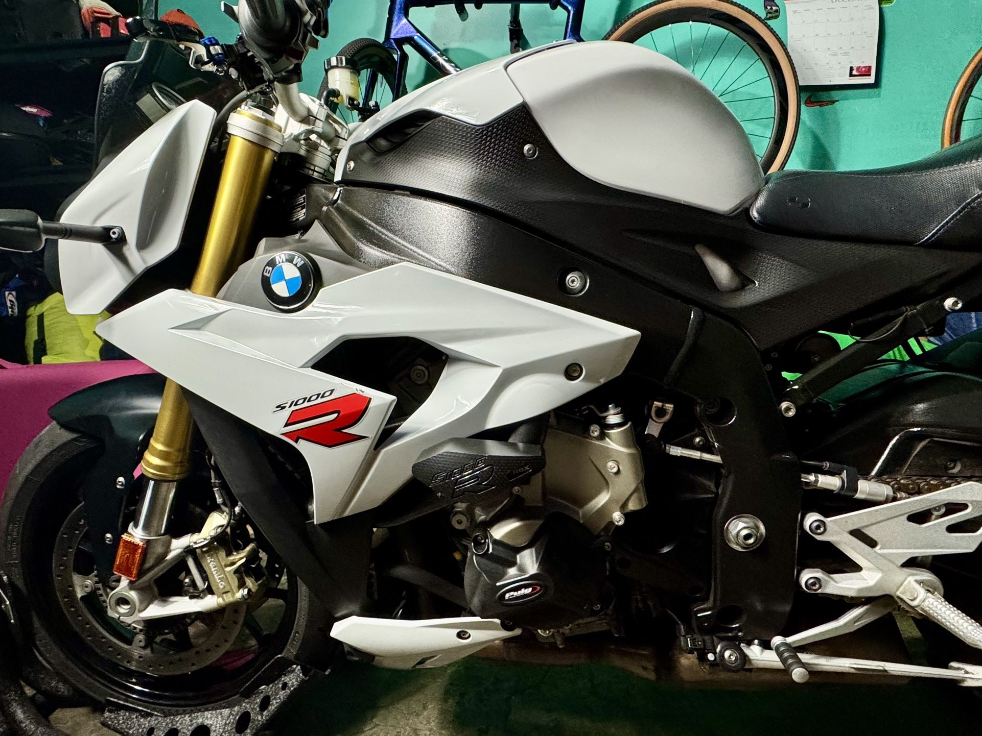 2016 BMW S1000R
