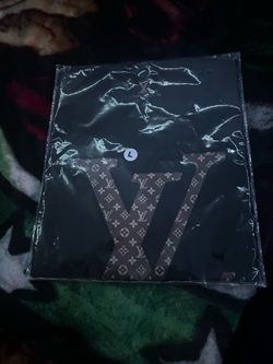 LV and AMIRI