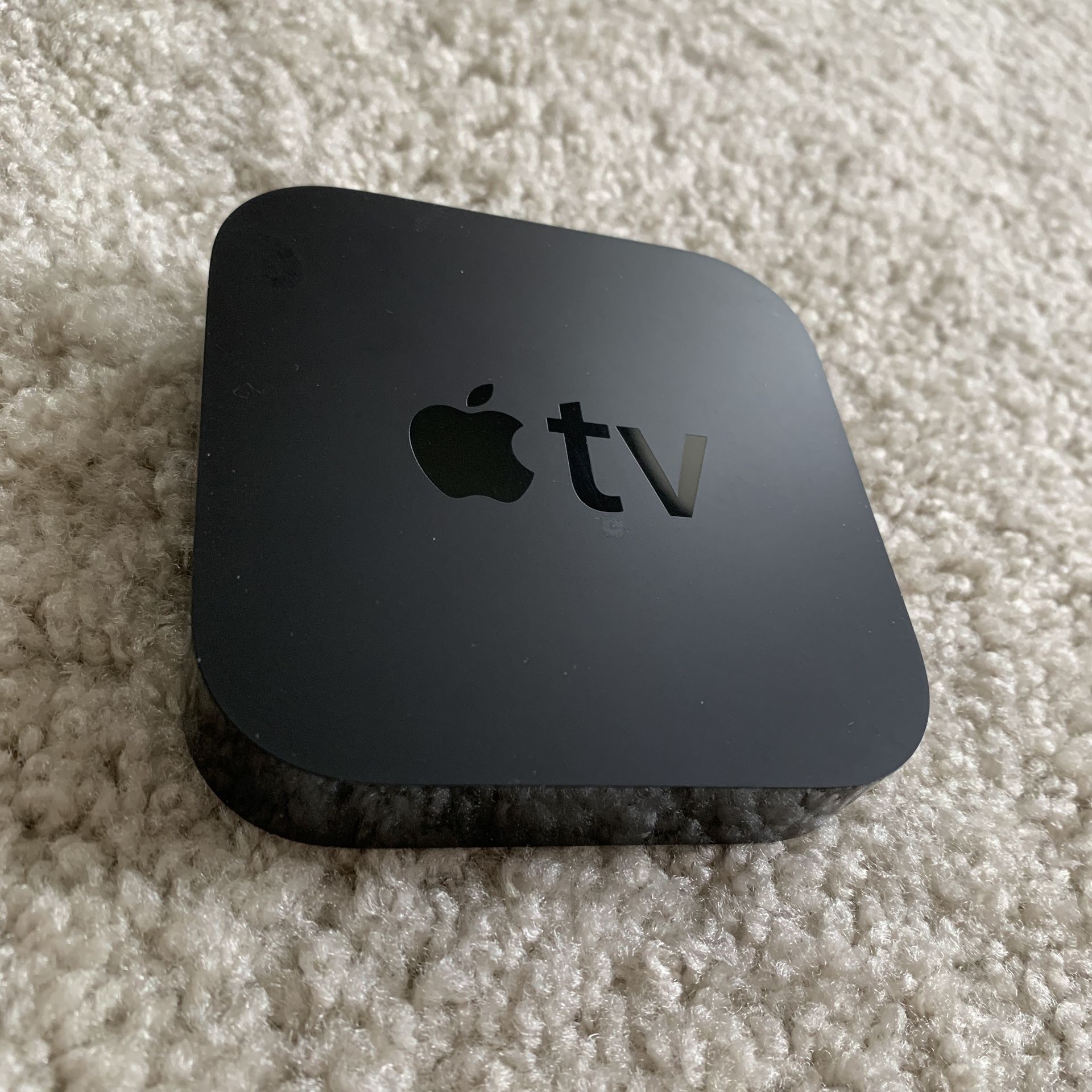 Apple TV with remote (3rd Gen)