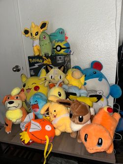 Massive Pokémon Plush Lot