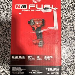 Milwaukee M18 Fuel Surge Hydraulic Driver