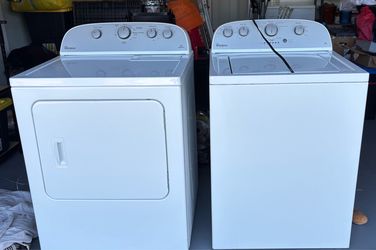 Whirlpool Washer & Dryer Set – Clean & Works Great
