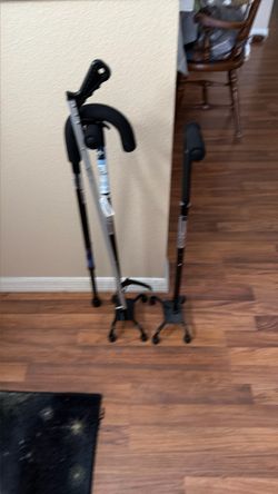 Cane and 2 four foot stabilizers