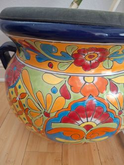 Ceramic planter pot