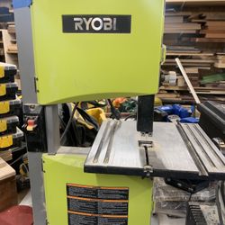 RYOBI   2.5 Amp 9 in. Band Saw