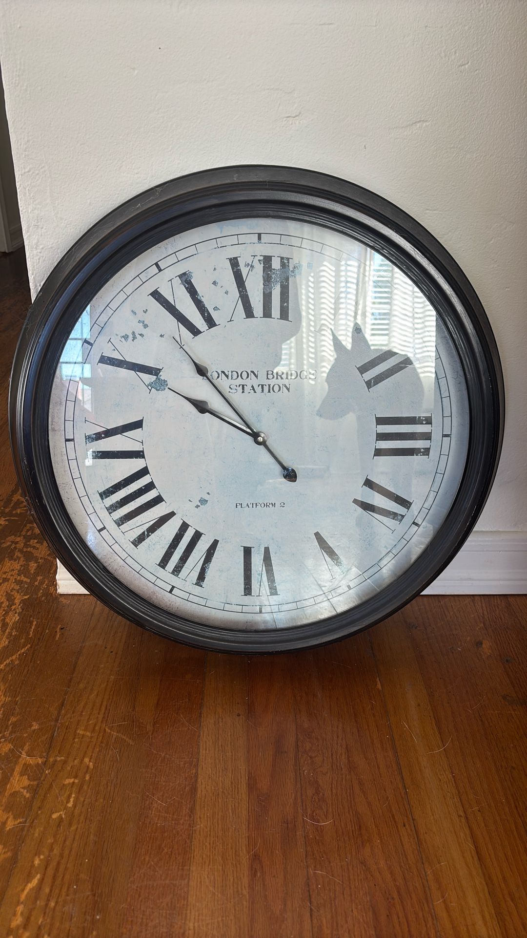 wall clock London bridge station