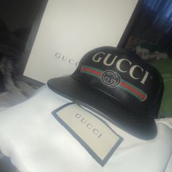 Gucci Vintage Logo Trucker Cap