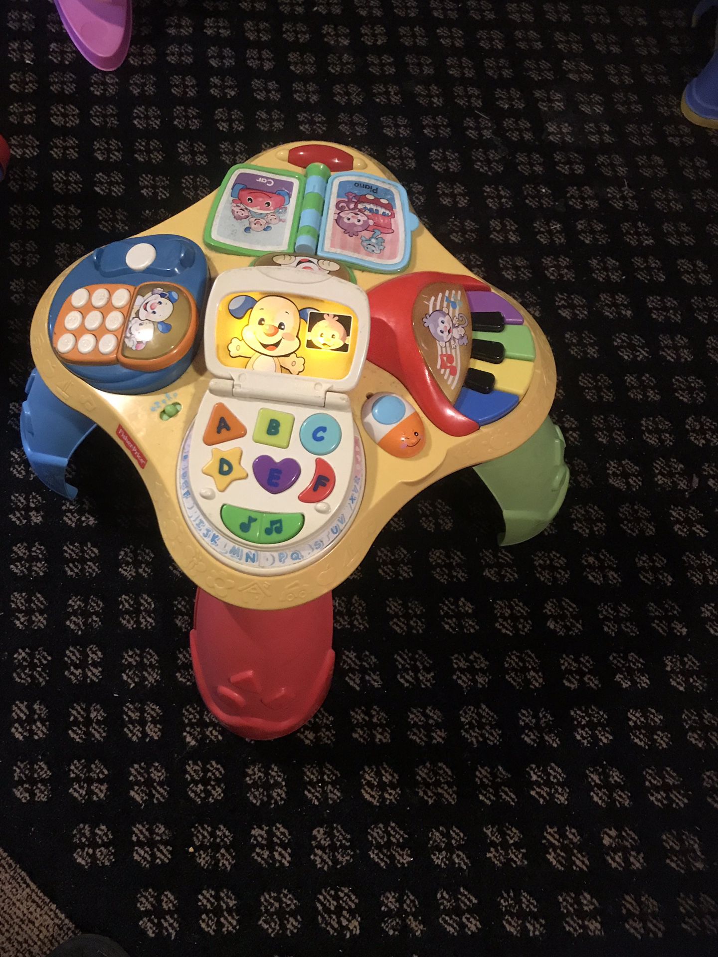 Fisher price table toy good working