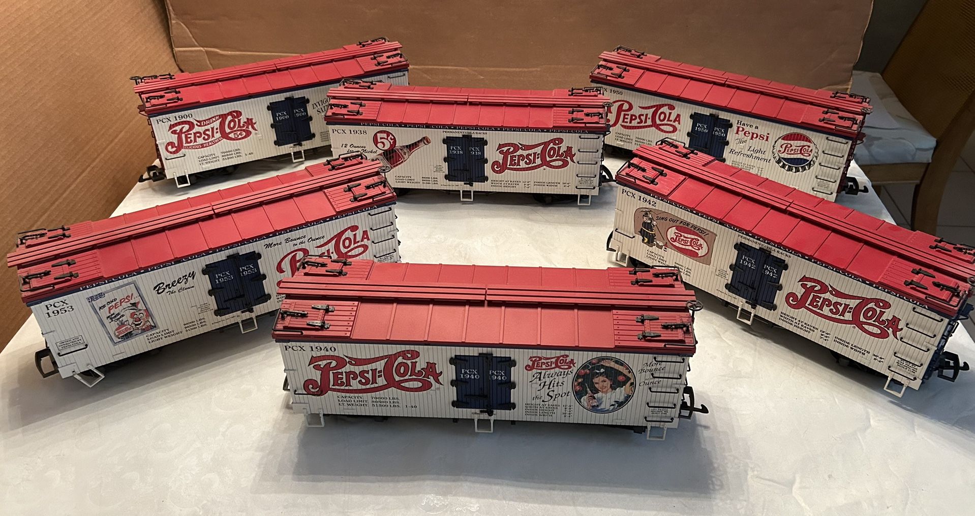 Model USA Pepsi Trains set of 6, G scale,