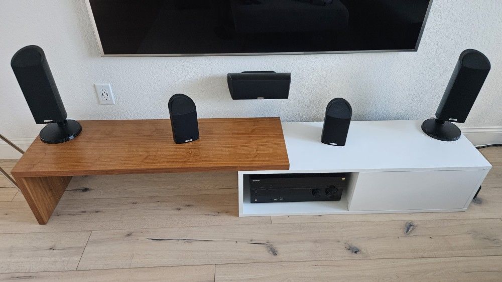 Polk Audio Surround Sound Speakers - 5