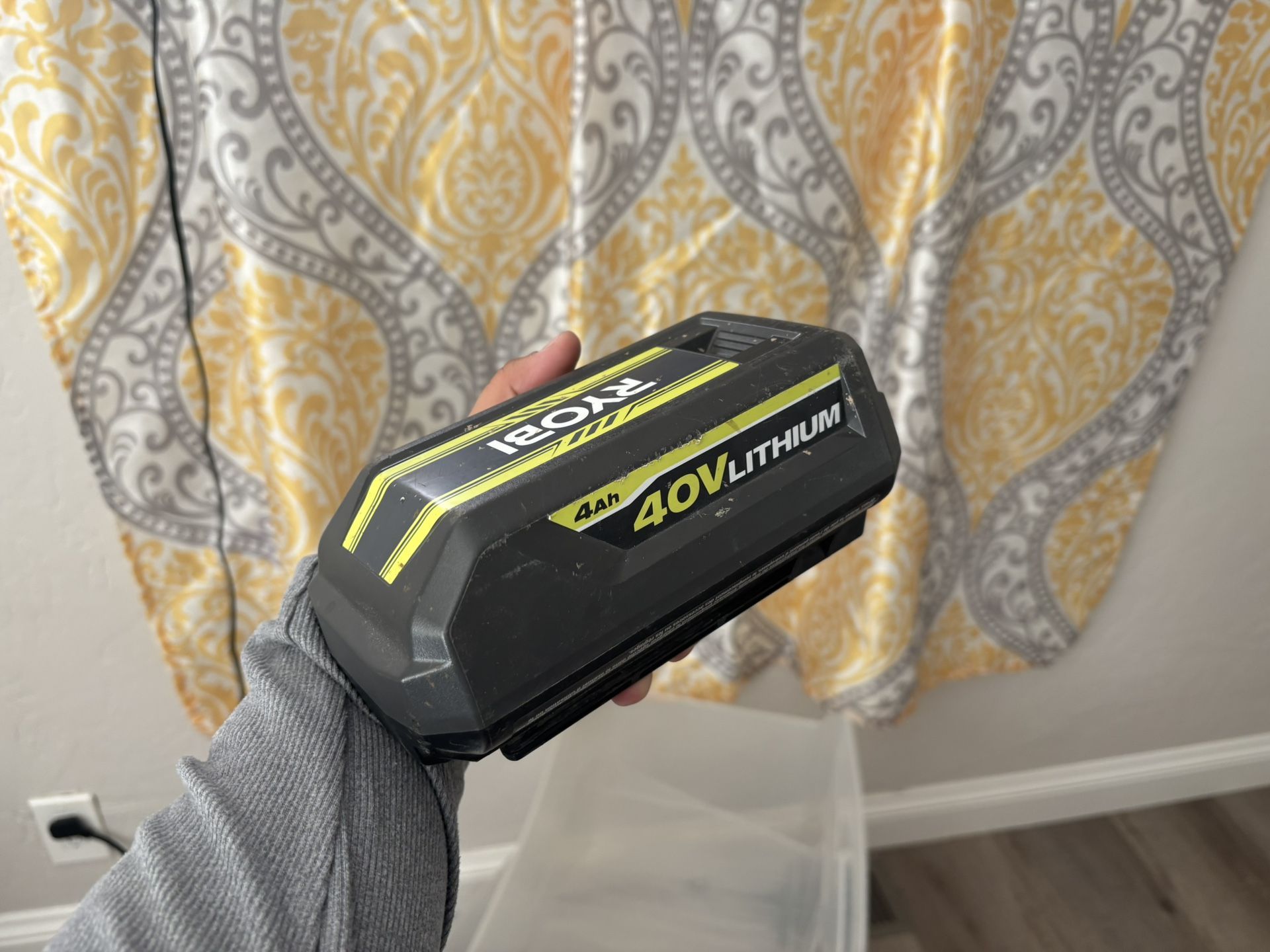 RYOBI BATTERY