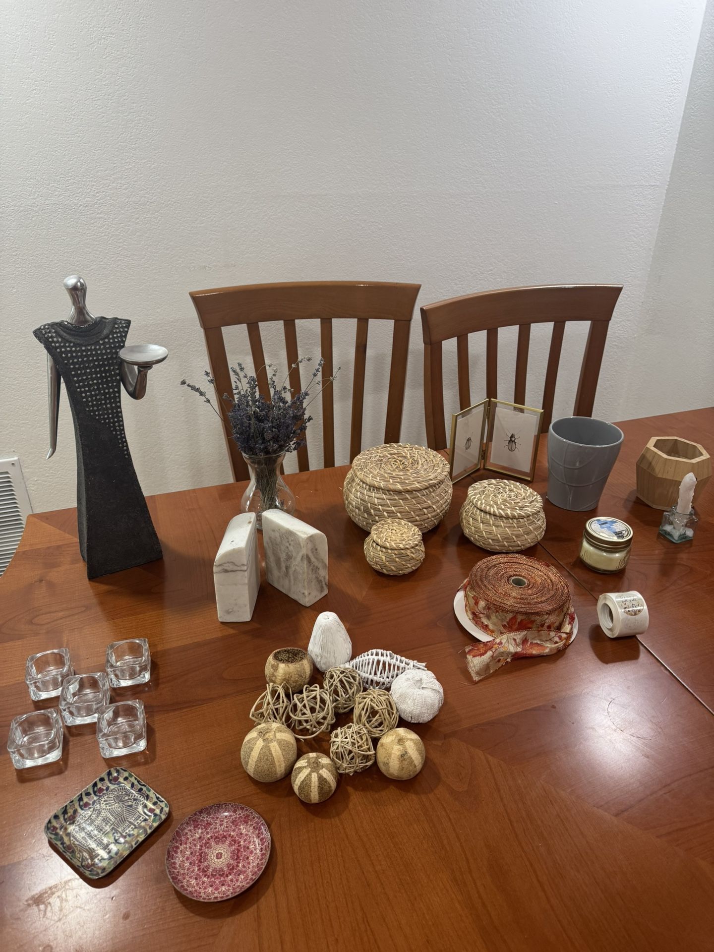 Bohemian / farmhouse Décor Bundle - Figurine, Dishes, Lavender Flowers,  Plant Pots, Photo Frames, Candles, storage, Marble bookends, 