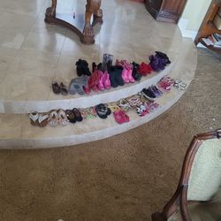 Girl Todler Shoes Boots Size Up To 7 (30 Pairs)