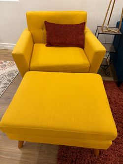 Mid-century style oversized chairs with ottomans**8/17 Pickup ONLY**