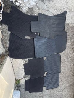 Subaru Crosstrek 2014 Floor Mats & Rubber Floor Mats