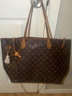 Authentic louis vuitton never full bag