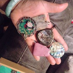 Pendant Dump