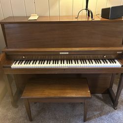 Baldwin upright Piano and Bench