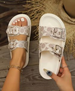 Sandals for women’s
