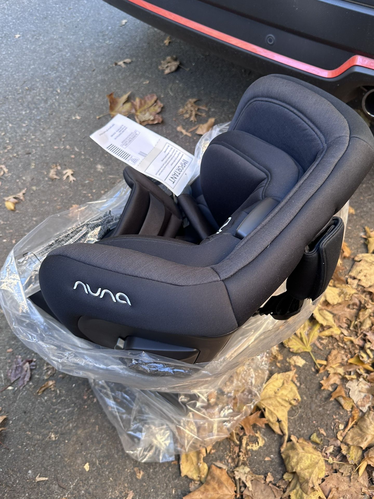 Nuna RAVA Caviar Black Convertible Baby Car Seat