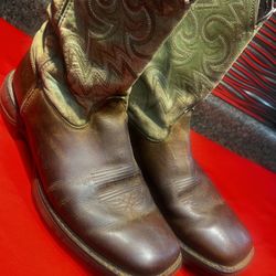 Durango boots, Size 13.5, Gr88 Condition, Sturdy Yet Very Comfortable, $89