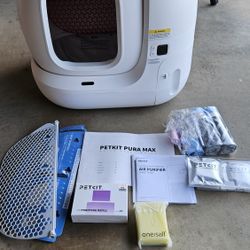 Self  Cleaning Litter Box