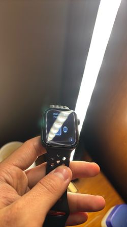 Brand new Apple Watch Series 8 (GPS) 45MM