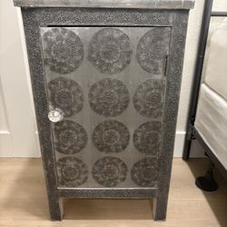 Side Table/Storage