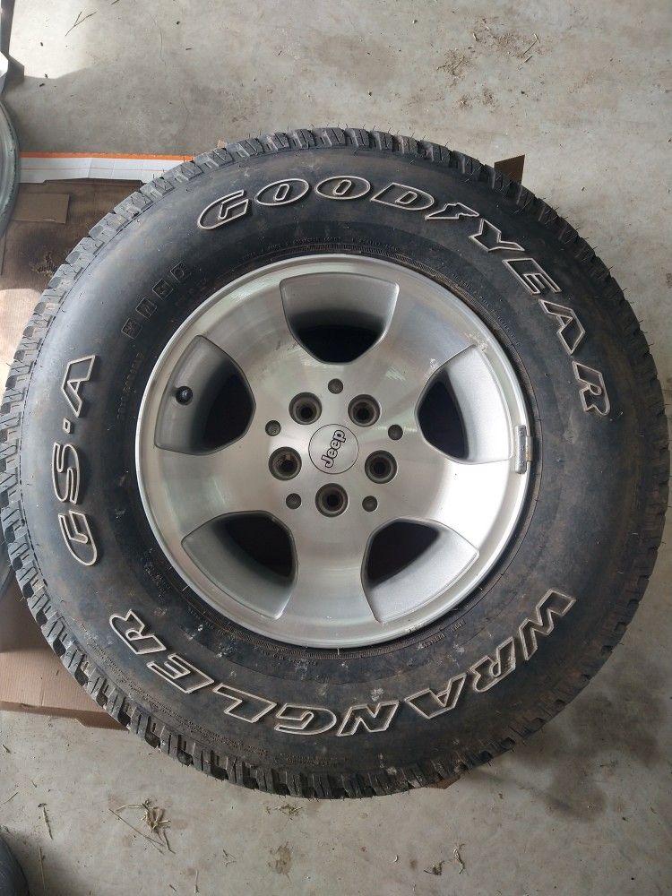 Jeep Rims- Full set Plus Spare