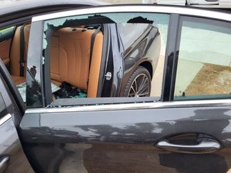 Auto Glass